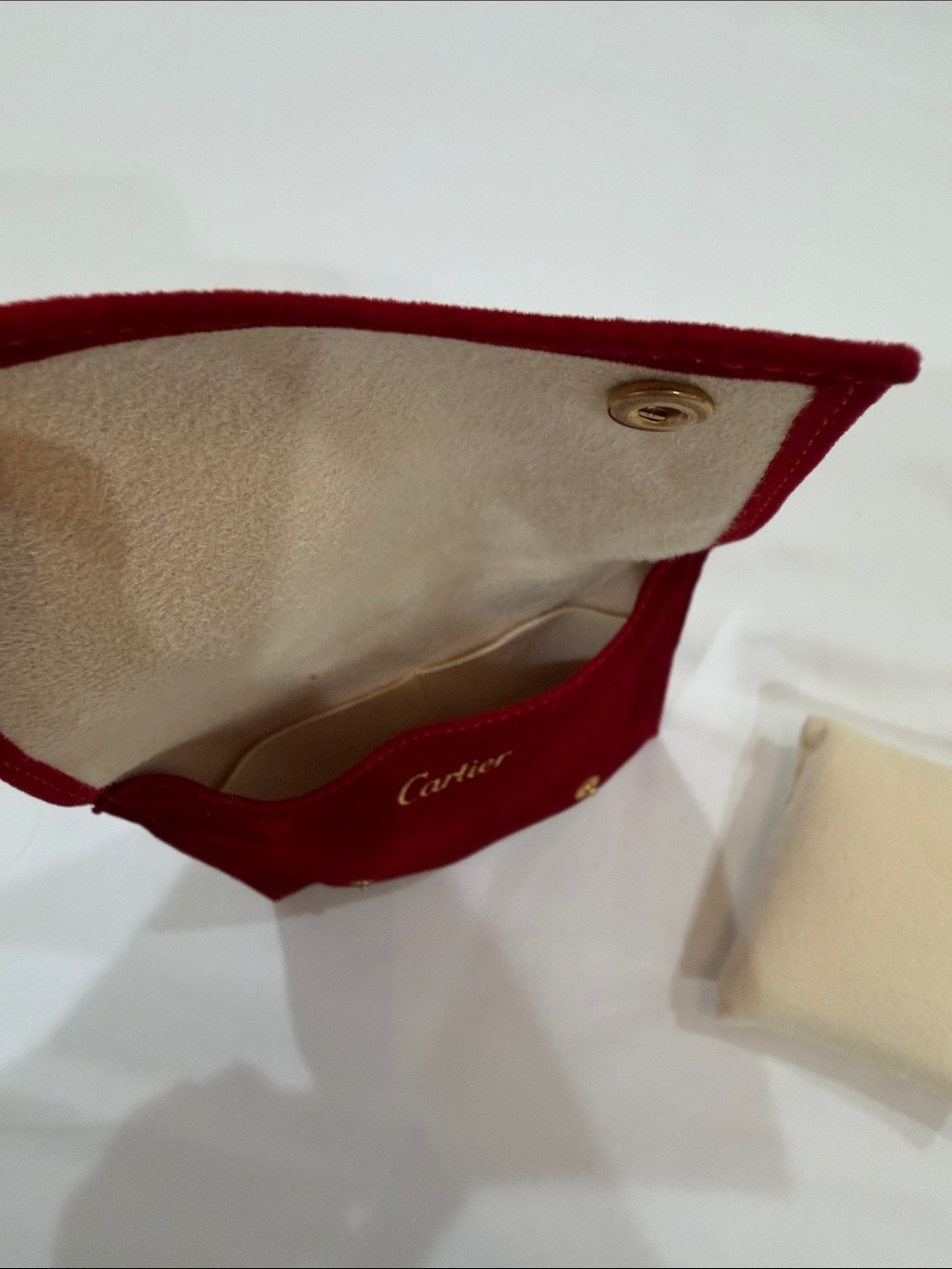 Cartier - Picture 2 of 4